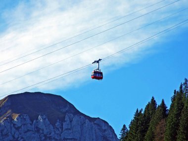 Wasserauen-Ebenalp teleferik veya Die Luftseilbahn Wasserauen-Ebenalp Appenzellerland bölgesinde - Appenzell Innerrhoden Kantonu (Ai), İsviçre