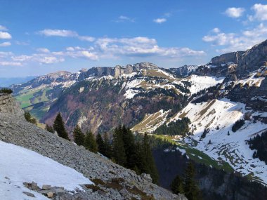 Alpstein sıradağlarında ve Appenzellerland bölgesinde Alp Tepesi Alp Sigel - Appenzell Innerrhoden Kantonu (Ai), İsviçre