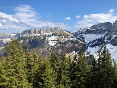 Alpstein sıradağlarında ve Appenzellerland bölgesinde Alp Tepesi Alp Sigel - Appenzell Innerrhoden Kantonu (Ai), İsviçre