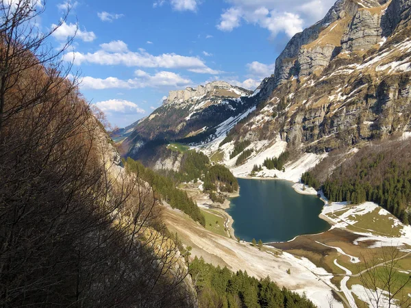 Alpine Lake Seealpsee Bergskedjan Alpstein Och Regionen Appenzellerland Kantonen Appenzell — Stockfoto