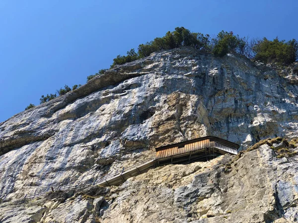 Maisons Ermite Nachgebautes Eremitenhaus Eremitenhauschen Oder Eremitenhaeuschen Dans Chaîne Montagnes — Photo