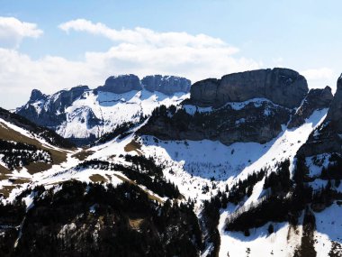 Alpstein sıradağları ve Appenzellerland bölgesinde Alp zirvesi Bogartenfirst - Appenzell Innerrhoden Kantonu (Ai), İsviçre