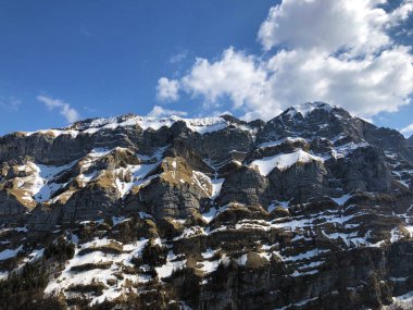 Alpstein sıradağlarında ve Appenzellerland bölgesinde Schafberg ve Marwees alp zirveleri - Appenzell Innerrhoden Kantonu (Ai), İsviçre