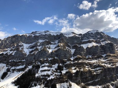 Alpstein sıradağlarında ve Appenzellerland bölgesinde Schafberg ve Marwees alp zirveleri - Appenzell Innerrhoden Kantonu (Ai), İsviçre