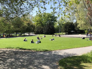 Platzspitz - Zürih, İsviçre şehrinde çalkantılı bir geçmişe sahip Park