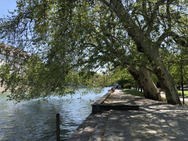 Platzspitz - Zürih, İsviçre şehrinde çalkantılı bir geçmişe sahip Park