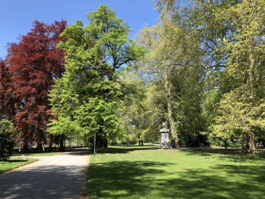 Platzspitz - Zürih, İsviçre şehrinde çalkantılı bir geçmişe sahip Park
