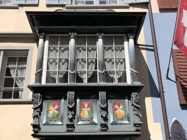 Balcones Tradicionales Casas Antiguas Ciudad Zurich Suiza —  Fotos de Stock