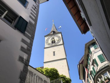 Zürih'teki St. Peter kilisesi - Avrupa'nın en büyük kule saat yüzü, İsviçre