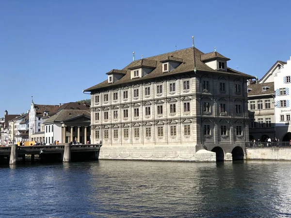 苏黎世市政厅或瑞士苏黎世的Rathaus — 图库照片