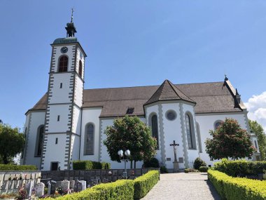 St. Ulrich veya Basilika St. Ulrich Bazilikası, Kreuzlingen Katolik Kilisesi (Dış) - Thurgau Kantonu, İsviçre