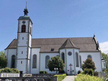 St. Ulrich veya Basilika St. Ulrich Bazilikası, Kreuzlingen Katolik Kilisesi (Dış) - Thurgau Kantonu, İsviçre