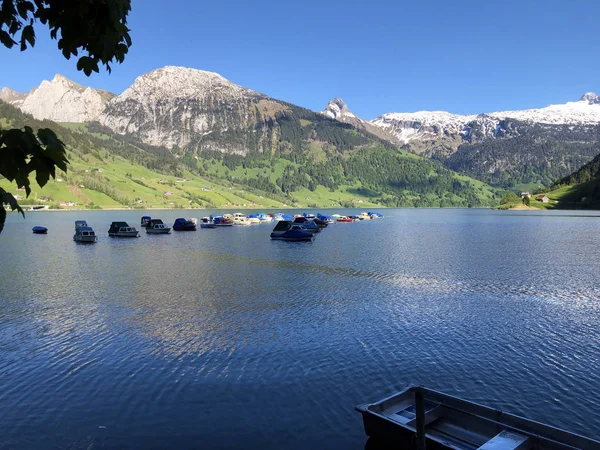 Barcos Lago Alpino Wagitalersee Waegitalersee Innerthal Cantón Schwyz Suiza — Foto de Stock