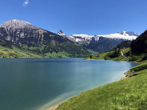 ワギタレル渓谷のワギタレル湖またはワギタレル湖のアルプスの風景 ワギタル インナータール シュヴィーツ州 スイス — ストック写真