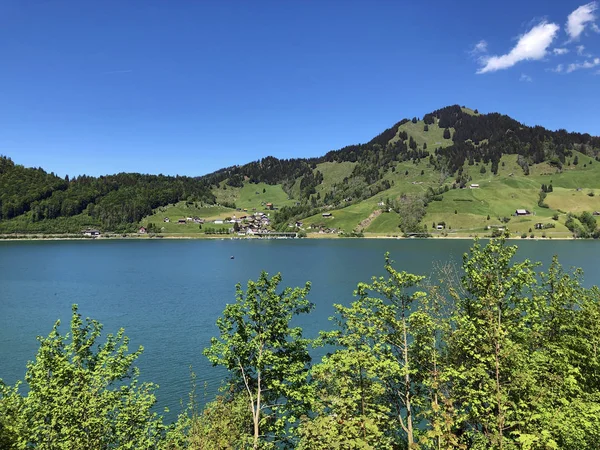 Bruschstockbugel Brueschstockbuegel Montagna Sopra Valle Wagital Waegital Lago Alpino Wagitalersee — Foto Stock