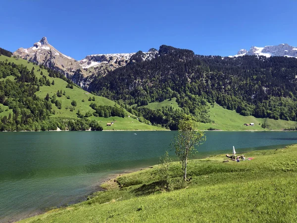 ZindlenspitzとHimmelchop渓谷の上の山々 WagitalまたはWageitalと高山湖Wagitalersee Waegitalerse Inneratal シュヴィーツのカントン スイス — ストック写真