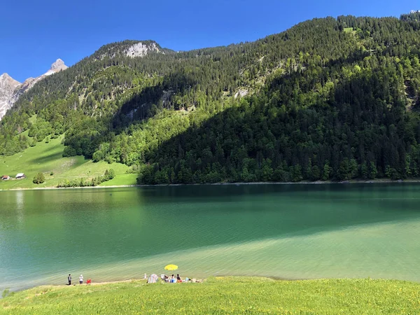 Himmelchopf Berg Boven Vallei Wagital Waegital Alpine Lake Wagitalersee Waegitalersee — Stockfoto