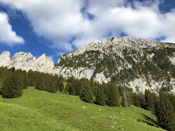 Bockmattlistock Schiberg Montanhas Acima Vale Wagital Waegital Alpine Lake Wagitalersee — Fotografia de Stock