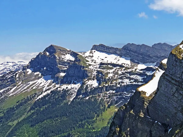 Montagnes Rautispitz Wiggis Dessus Vallée Rivière Linth Lac Alpin Klontalersee — Photo