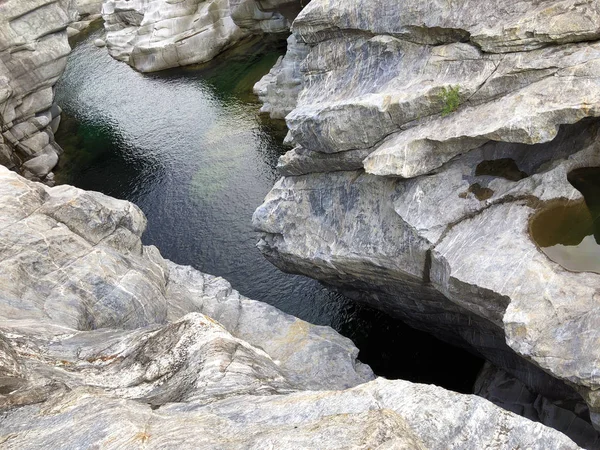 Formaciones Rocosas Granito Río Maggia Valle Maggia Valle Maggia Tegna — Foto de Stock