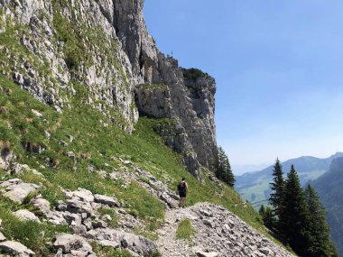 Ebenalp Dağı'nda ve Appenzellerland Tourist Region'da yürüyüş ve yürüyüş parkurları - Appenzell Innerrhoden Kantonu (Ai), İsviçre