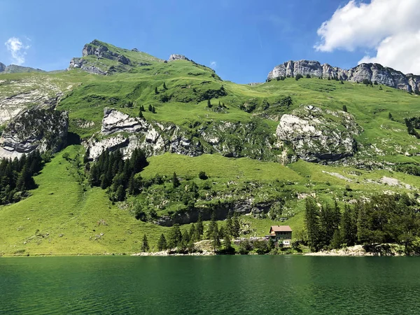 Alp dağları alpstein ve Appenzellerland bölgesinde Schafler veya Schaefler ve Ebenalp zirveleri - Appenzell Innerrhoden Kantonu (Ai), İsviçre