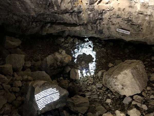 Cuevas Prehistóricas Wildkirchli Morir Wildkirchlihoehle Hohlebare Hoehlebaere Eesidle Cordillera Alpstein —  Fotos de Stock
