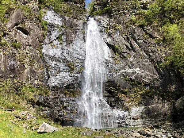 Wasserfall Grande Oder Cascata Bignasco Oder Cascata Grande Bignasco Das — Stockfoto