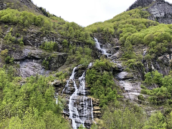 Wasserfall Bach Cranzunasc Oder Cranzuenasc Das Bavona Tal Oder Valle — Stockfoto