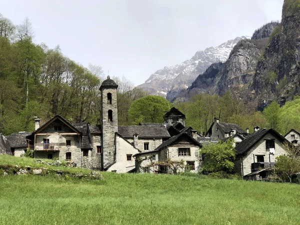 Tradiční Architektura Staré Domy Vesničce Foroglio Údolí Bavona Nebo Valle — Stock fotografie