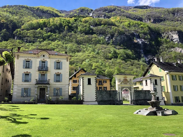 Eski Ünlü Binaları Maggia Vadisi Veya Valle Maggia Veya Maggiatal — Stok fotoğraf