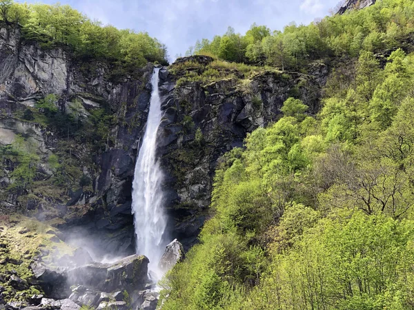 Foroglio Waterfall Cascata Foroglio Bavona Valley Valle Bavona Val Bavona — Stock Photo, Image