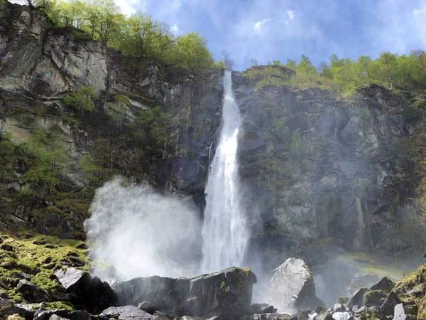 Foroglio Wasserfall Oder Cascata Foroglio Das Bavona Tal Oder Valle — Stockfoto