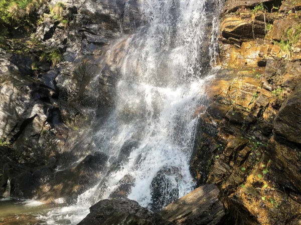 Cascate Stagionali Cascate Nel Paese Someo Valle Maggia Valle Maggia — Foto Stock