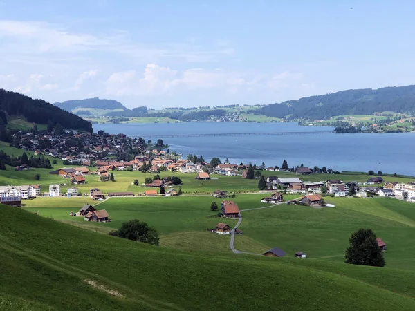 Village Gross Margem Lago Artificial Sihlsee Cantão Schwyz Suíça — Fotografia de Stock