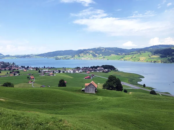 Arquitetura Tradicional Fazenda Vale Lago Sihlsee Gross Cantão Schwyz Suíça — Fotografia de Stock