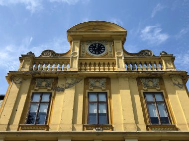 Pejacevic Kalesi (Büyük Kale) veya kont Pejacevic veya Dvorac Pejacevic ili Stari dvorac grofova Pejacevic ili Veliki dvorac eski kale - Nasice, Hırvatistan