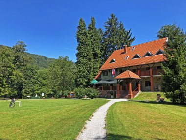 Bir Park orman Jankovac veya Planinarski dom u Park sumi Jankovac konaklama Dağcılar - Papuk doğa parkı, Hırvatistan