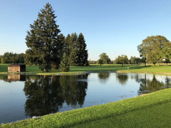 Pequenos Lagos Campo Golfe Chalenloo Seeli Golfplatz Chalenloo Oberwil Bei — Fotografia de Stock