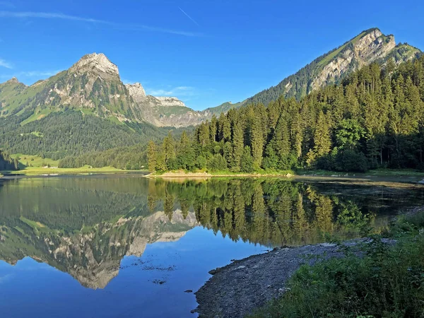 Obersee Glarner Alpenmassiv Und Der Tourismusregion Glarnerland Nafels Näfels Kanton — Stockfoto