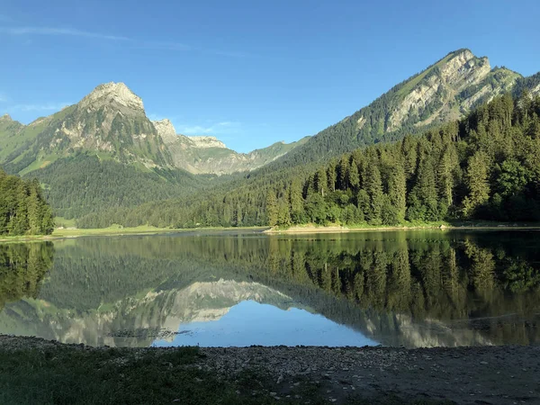 Danau Alpen Obersee Pegunungan Glarus Alps Dan Wilayah Wisata Glarnerland — Stok Foto