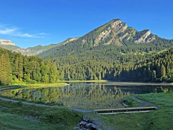 Obersee Glarner Alpenmassiv Und Der Tourismusregion Glarnerland Nafels Näfels Kanton — Stockfoto