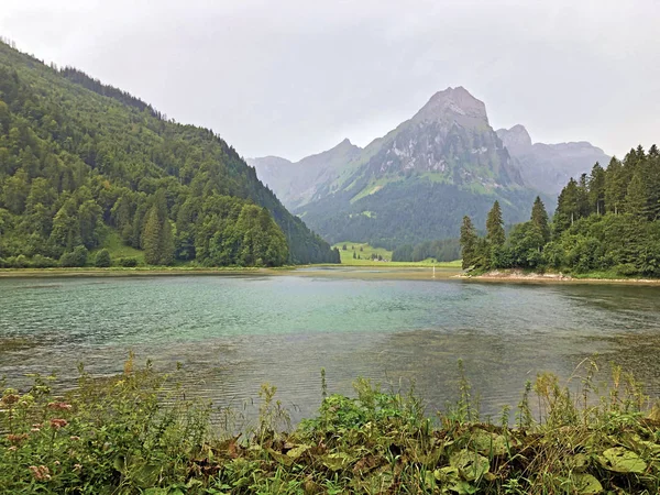 Lago Alpino Obersee Nel Massiccio Alpino Del Glarus Nella Regione — Foto Stock