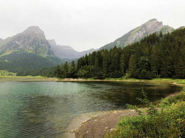 Lago Alpino Obersee Los Alpes Glarus Macizo Montaña Región Turística —  Fotos de Stock