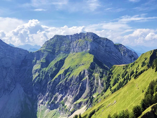Montagne Schiberg Dessus Vallée Oberseetal Dans Massif Des Alpes Glaris — Photo