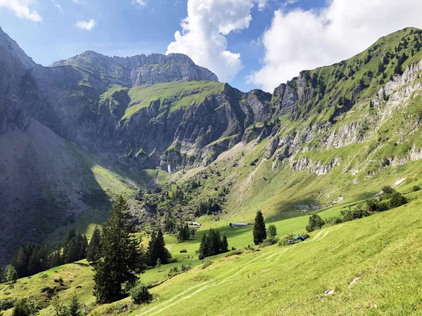 Montagne Schiberg Bockmattlistock Sopra Valle Oberseetal Nel Masiff Delle Alpi — Foto Stock