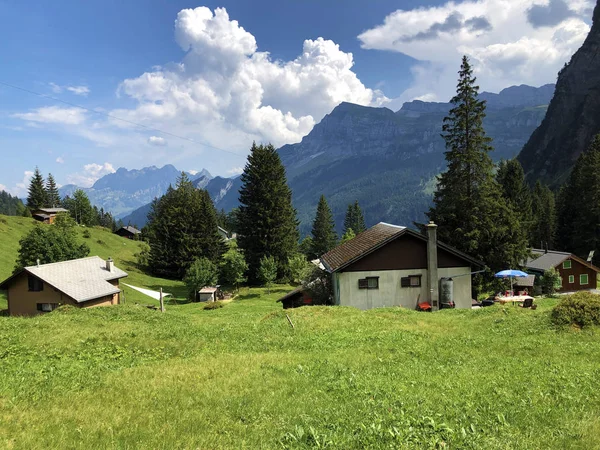 Alpine Village Vorder Ahornenin Oberseetal Mountain Valley Glarnerland Tourist Region — стоковое фото