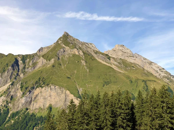 ターナー ディーテルヘルム ワイス ロスリ山脈の上のワギタル渓谷 ワギタル と高山のワギタレル湖 ワギタレルゼー インナータール シュヴィーツ州 スイス — ストック写真