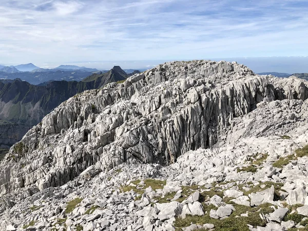 Steine Und Felsen Des Glarner Alpenmassivs Und Der Tourismusregion Glarnerland — Stockfoto