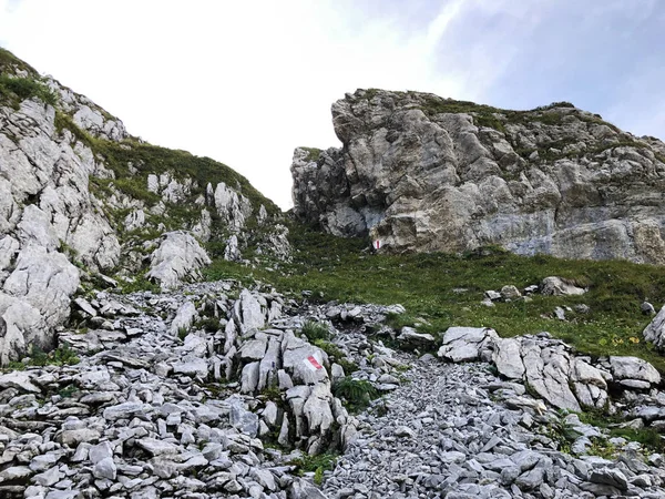 Pedras Rochas Maciço Montanhoso Dos Alpes Glarus Região Turística Glarnerland — Fotografia de Stock